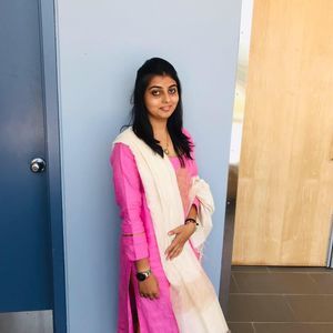 Meet your Posher, Aesha